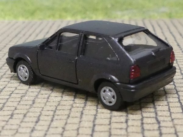 1/87 AWM VW Polo Fließheck schwarz metallic 0039