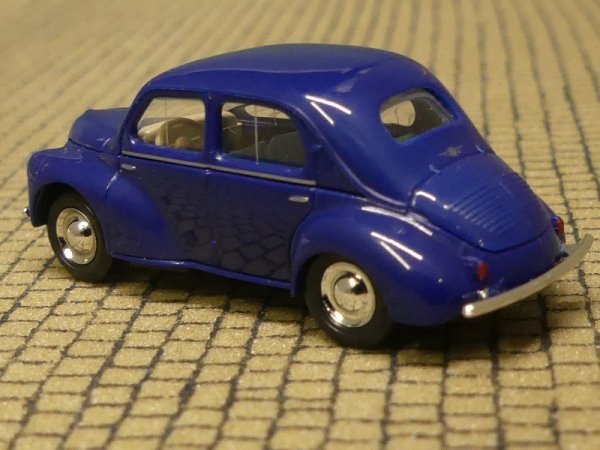 1/87 Busch Renault 4CV dunkelblau 46500