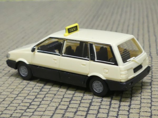 1/87 Rietze Mitsubishi Space Wagon TAXI