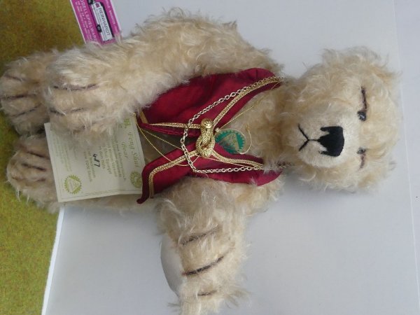 HC0007 Hermann Coburg Feng Shui Bär ca. 37 cm Mohairplüsch - Spiegel fehlt!