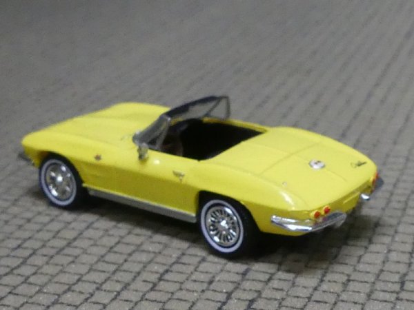 1/87 Brekina Corvette C2 Cabrio hellgelb 18030