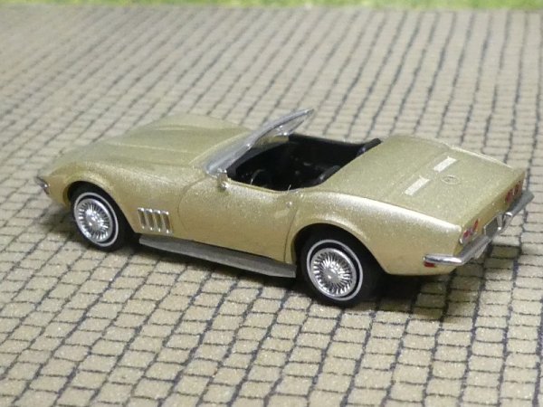 1/87 Brekina Corvette C3 Cabrio, gold 19993