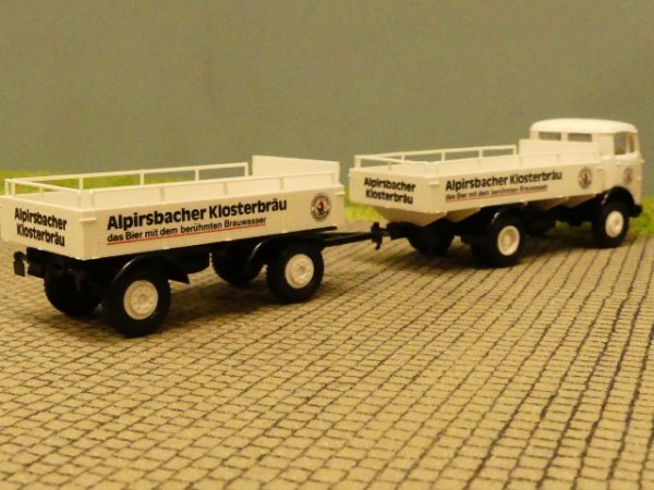 1/87 Brekina MB 328 Alpirsbacher Klosterbräu Getränkepritschen-Hängerzug 4811