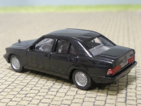 1/87 Wiking MB 190 E schwarz 145 01 B