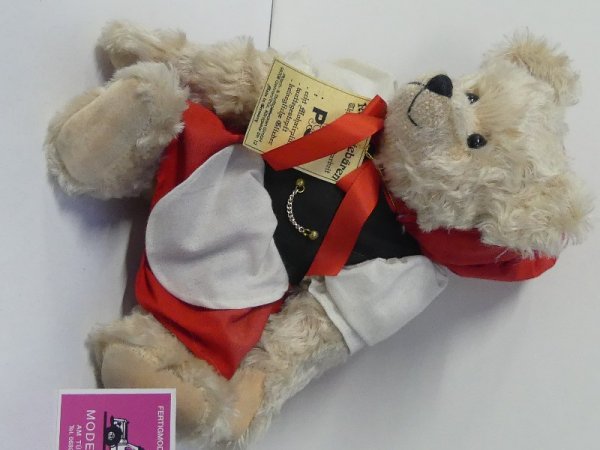 PS20 PS Nostalgiebär Rotkäppchen ca. 30 cm Mohairplüsch holzwollegestopft Made in Germany