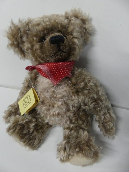 Grisly Teddy Handarbeit Made in Germany ca. 32cm GR10