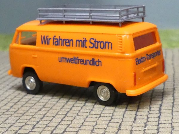 1/87 Brekina VW T2 Electromobilität- Wir fahren mit Strom Kasten 018859