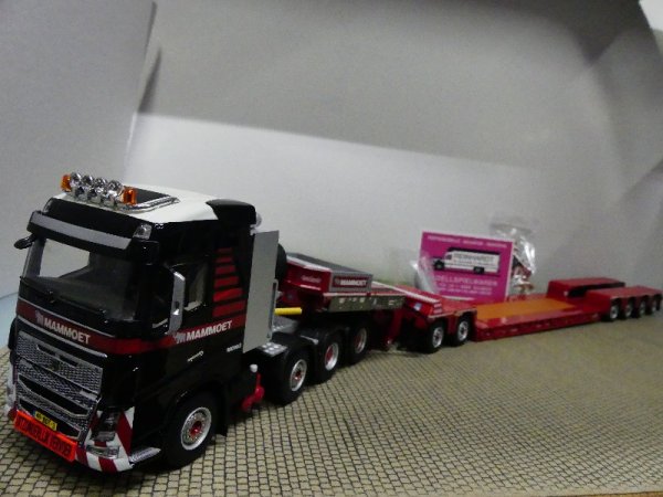 1/50 WSI Volvo FH 8x4 + Pendel X Mammoet