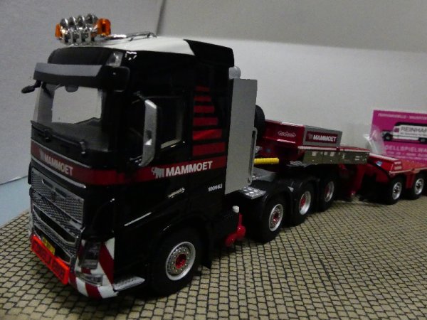 1/50 WSI Volvo FH 8x4 + Pendel X Mammoet