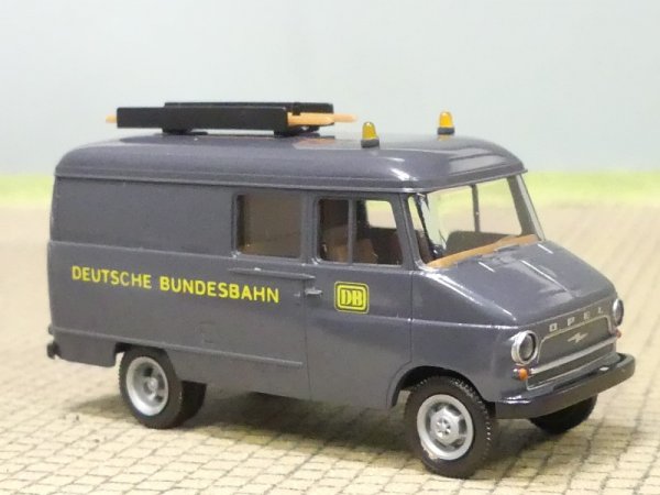 1/87 Brekina Opel Blitz 1959 DB Deutsche Bundesbahn Halbbus