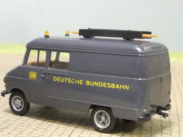 1/87 Brekina Opel Blitz 1959 DB Deutsche Bundesbahn Halbbus