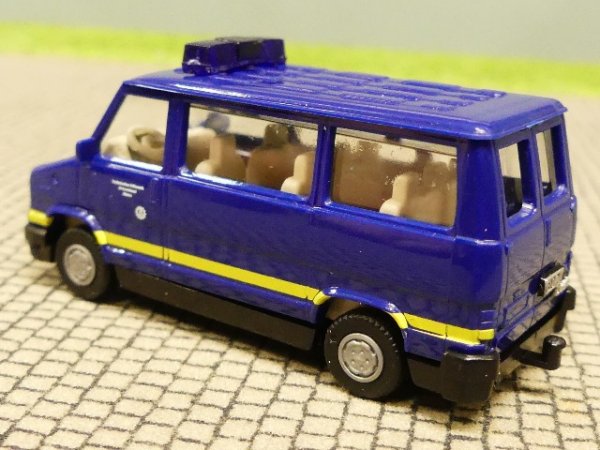 1/87 Busch Fiat Ducato THW Bus Praline SONDERPREIS