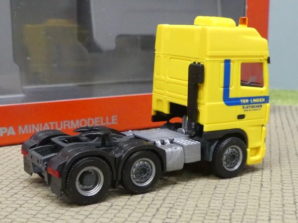 1/87 Herpa DAF XF 3achs Zugmaschine Ter Linden Spiegel schwarz