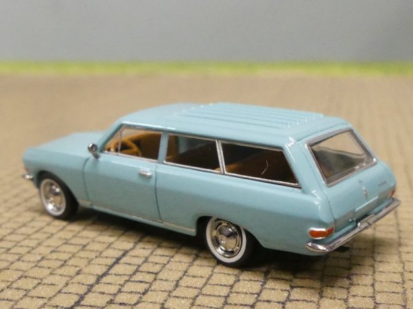 1/87 Brekina Opel Rekord A CarAVan hellblau 20471
