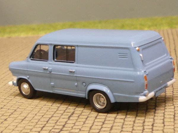 1/87 Brekina Ford Transit MK1 hellblau 34165