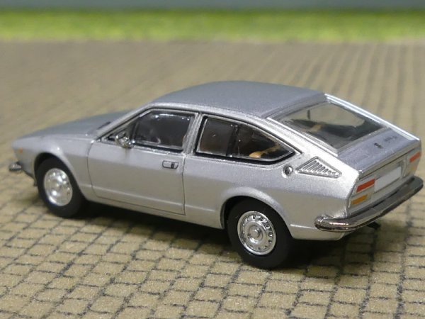1/87 PCX Alfa Romeo Alfetta GT silver 870425