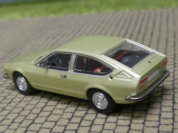 1/87 PCX Alfa Romeo Alfetta GT metallic light green 870426
