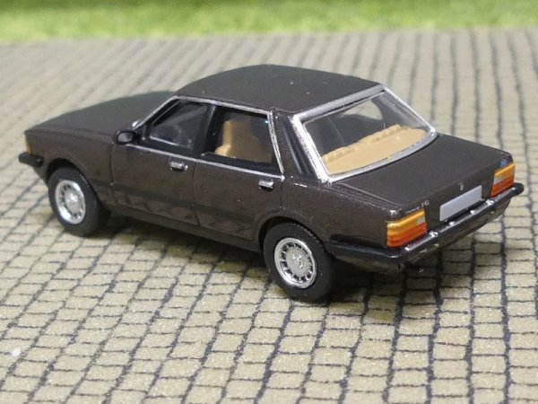 1/87 PCX Ford Taunus TC3 metallic dark brown 870697