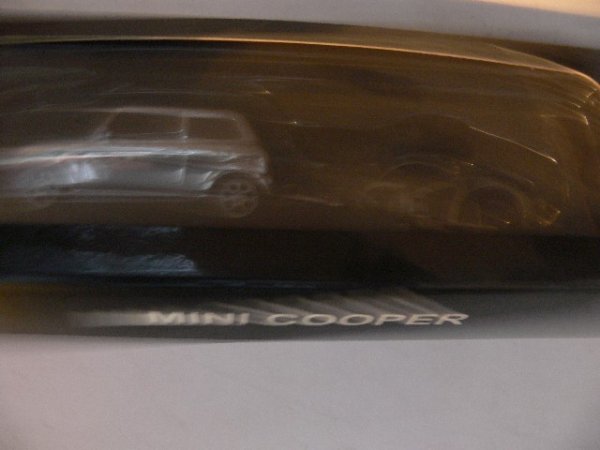 1/64 Autoart Schlüsselanhänger Mini Cooper silber