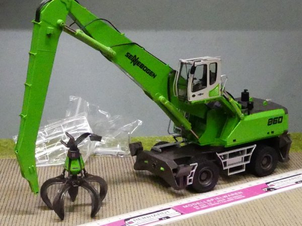 1/50 NZG Sennebogen 860M Materialumschlagmaschine #864