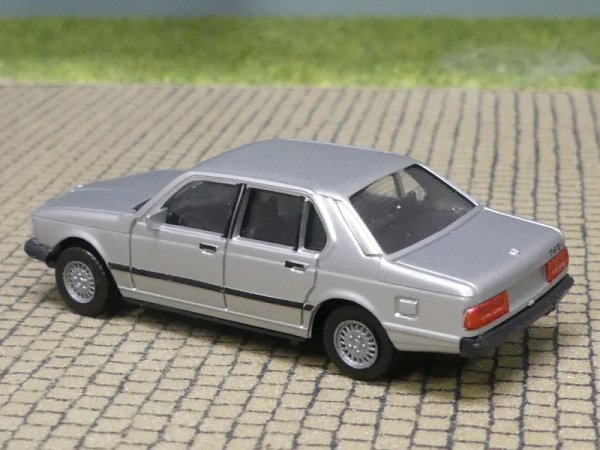 1/87 Herpa BMW 745i silber aus Set