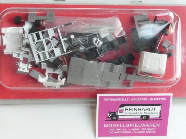 1/87 Herpa MiniKit MAN TGX XXL LKW-Transporter-HZ weiß 013529