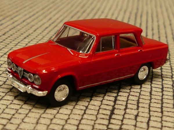 1/87 Brekina Alfa Romeo Giulia 1600 Super rot 29509