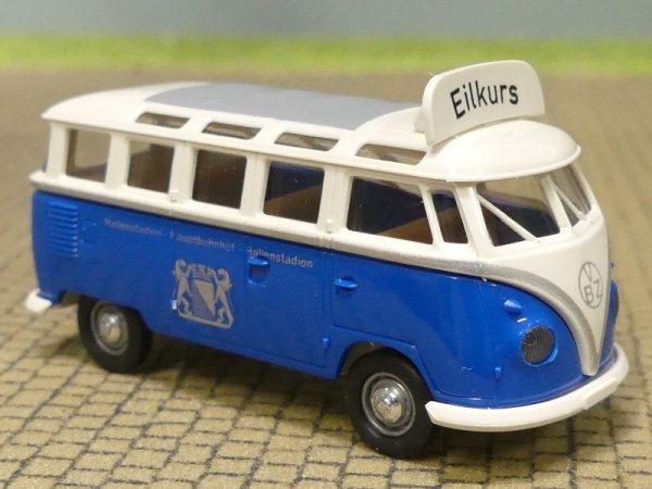 1/87 Brekina # 0865 VW T1 b Samba VBZ Zürich CH