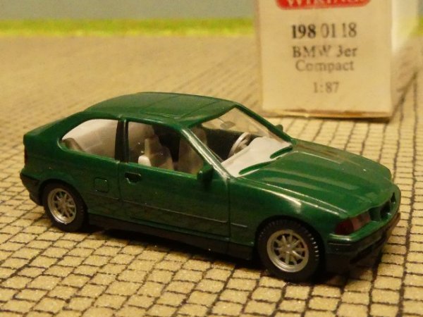 1/87 Wiking BMW 3er Compact kieferngrün 198 01