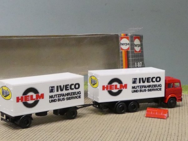 1/87 Herpa Iveco Unic HELM Reifen und Zubehör Koffer-Hängerzug