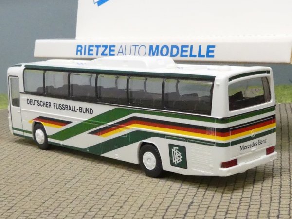 1/87 Rietze MB O 303 DFB Deutscher Fussball-Bund