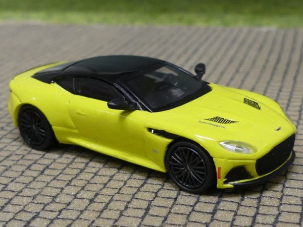 1/87 PCX Aston Martin DBS Superleggera hellgelb 870678