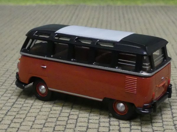 1/87 Brekina # 1602  VW T1b Samba schwarz/rsiegellackrot 31832