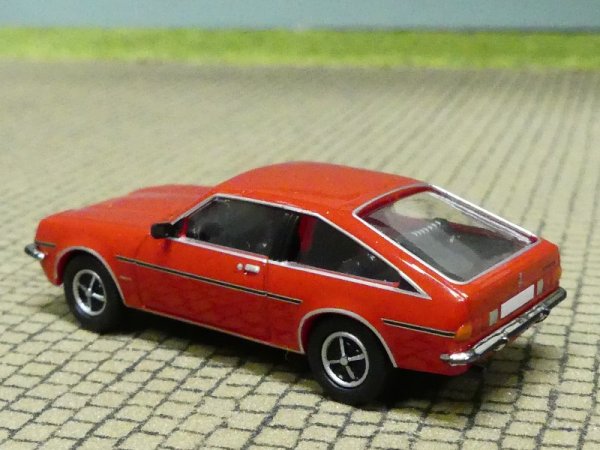 1/87 PCX Opel Manta B CC rot 870101