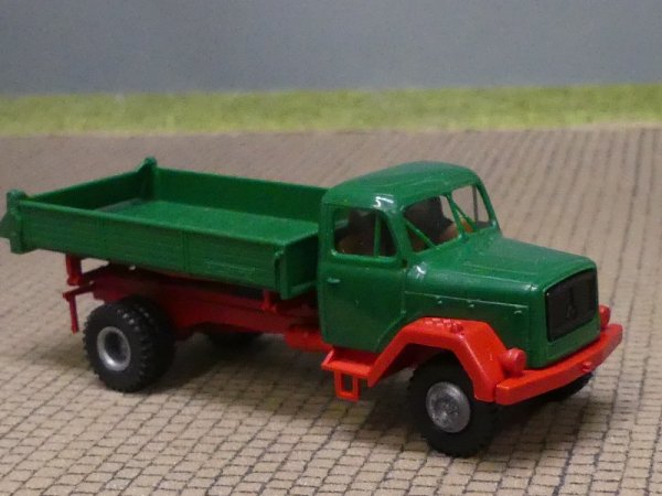 1/87 Brekina Magirus 125 Pritsche mit Kipper dunkelgrün