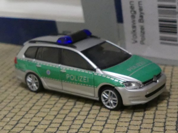 1/87 Rietze VW Golf 7 Variant Polizei Bayern 53308