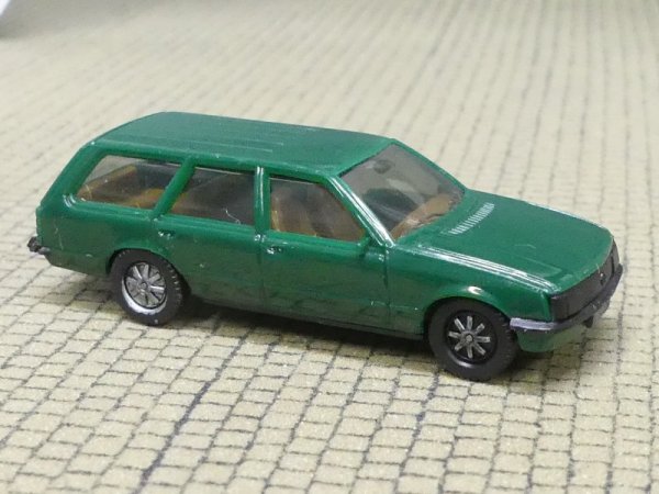 1/87 Herpa Opel Rekord Caravan dunkelgrün