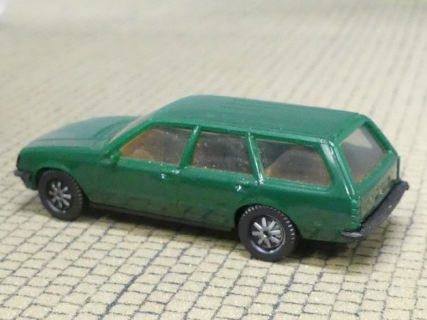 1/87 Herpa Opel Rekord Caravan dunkelgrün