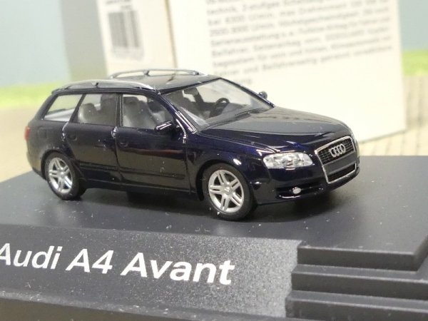 1/87 Busch Audi A4 Avant moroblau metallic 504.04.042.32
