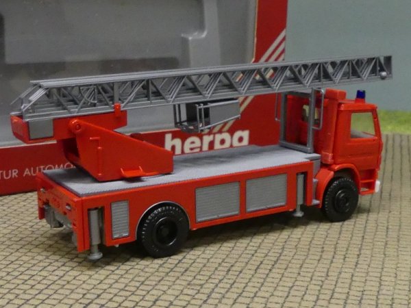 1/87 Herpa Scania DLK Feuerwehr 863002