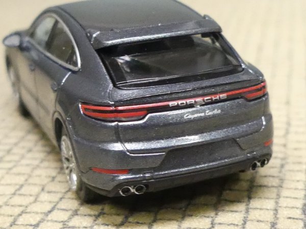 1/87 Minichamps Porsche Cayenne Turbo Coupe graumetallic 2019, 870069122