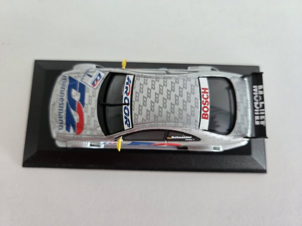 1/43 Minichamps Mercedes CLK DTM 2000 Team AMG B.Schneider 430 003701