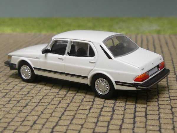 1/87 PCX Saab 900 Limousine weiss 870757