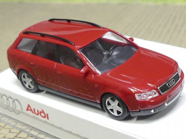 1/87 Busch Audi A4 Avant dunkelrot ab 2000