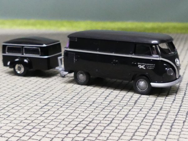 1/87 Brekina # 1506 VW T1b Bestattungswagen+Bestattungsanhänger 32631