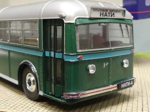 1/43 Ultra Models NATI-A 1938 Bus USSR