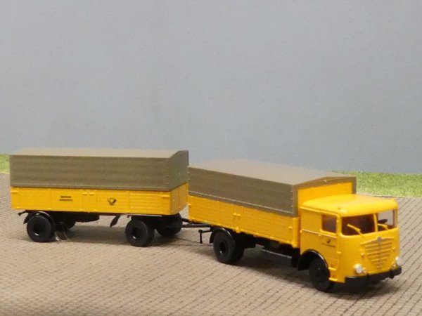 1/87 Brekina Büssing LU 11 Deutsche Post Planen-Hängerzug 010565