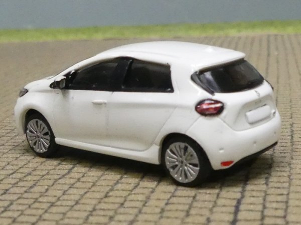 1/87 PCX Renault Zoe weiß 870580