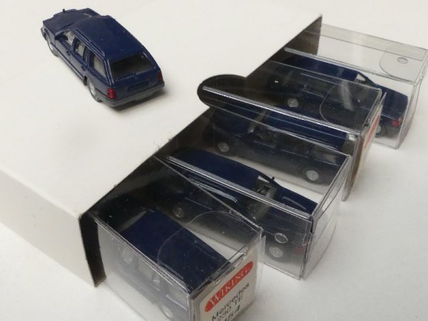 1/87 Wiking Händlerpackung MB 230 TE Kombi dunkelblau  5 Modelle 154 1