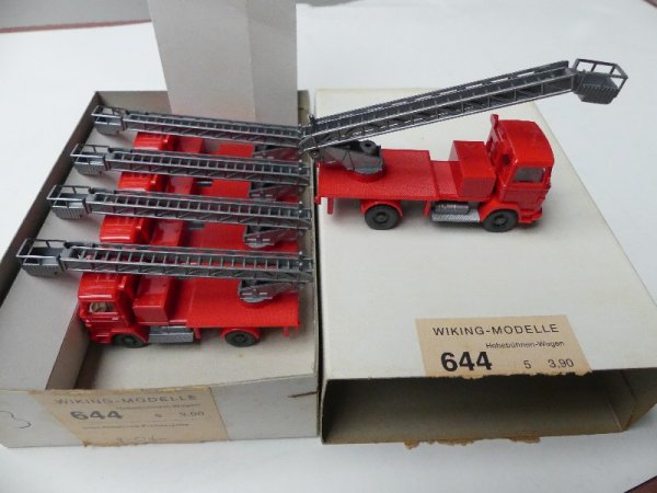 1/87 Wiking Händlerpackung MB Hebebühnen-Wagen hellrot  5 Modelle 644